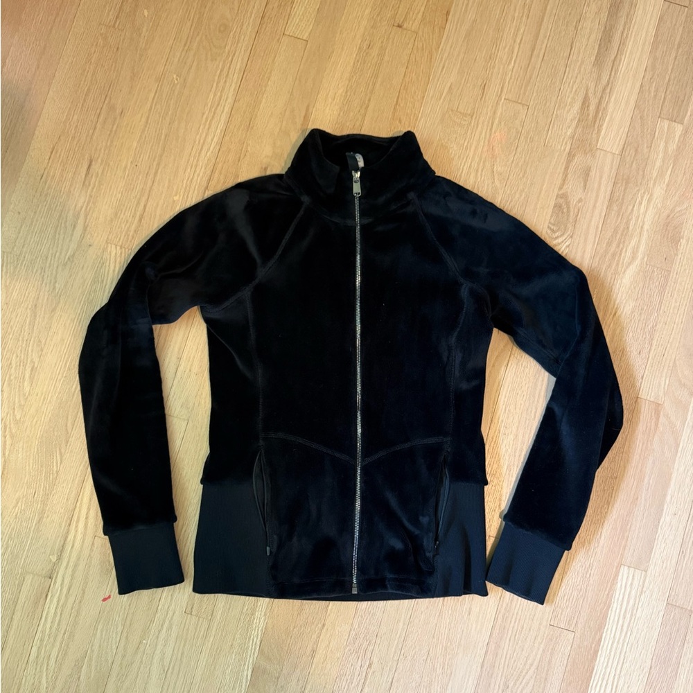 Women's Athleta fuzzy Black Jacket